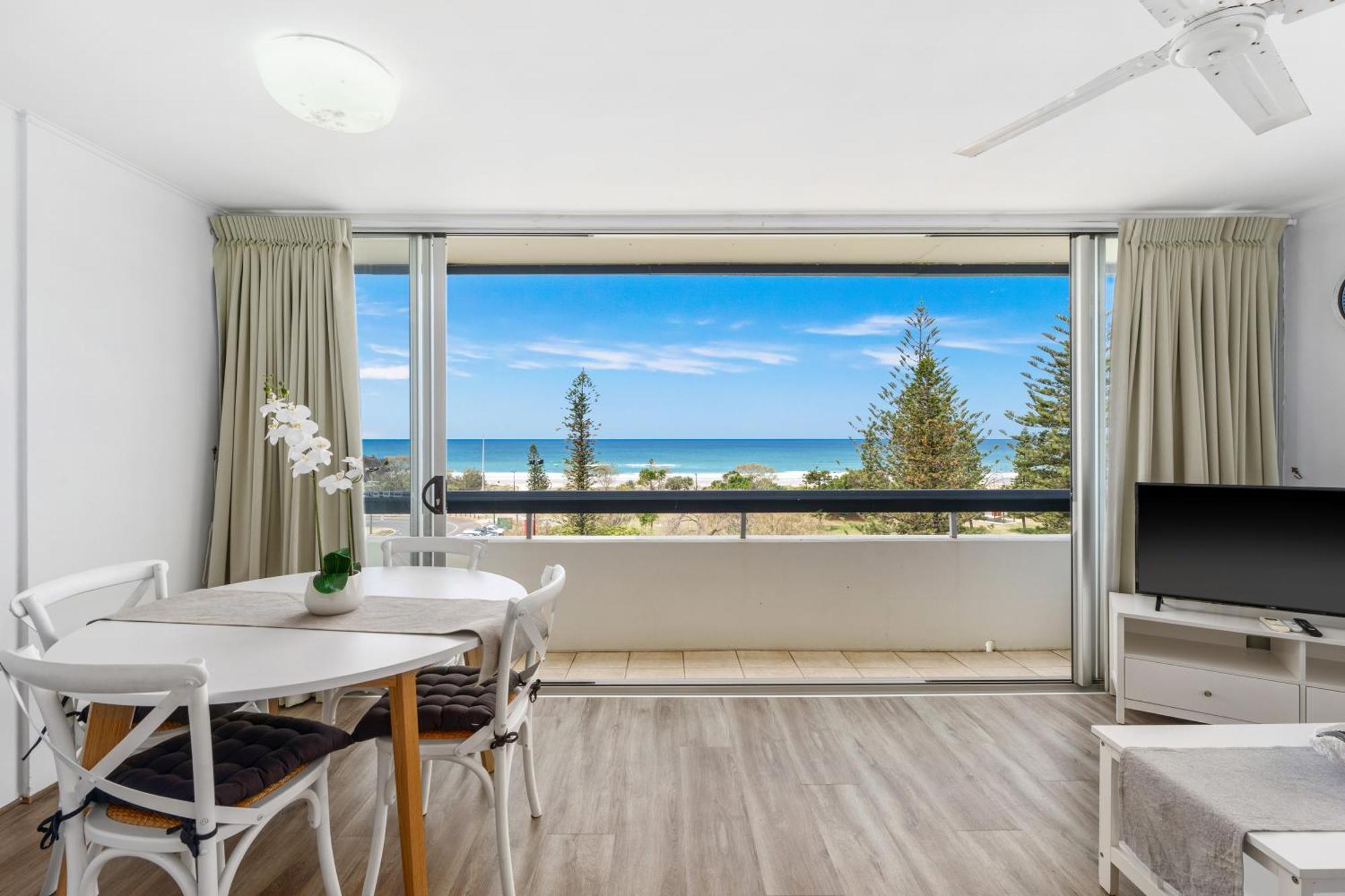 Hi Ho Beach Apartments On Broadbeach Gold Coast Luaran gambar