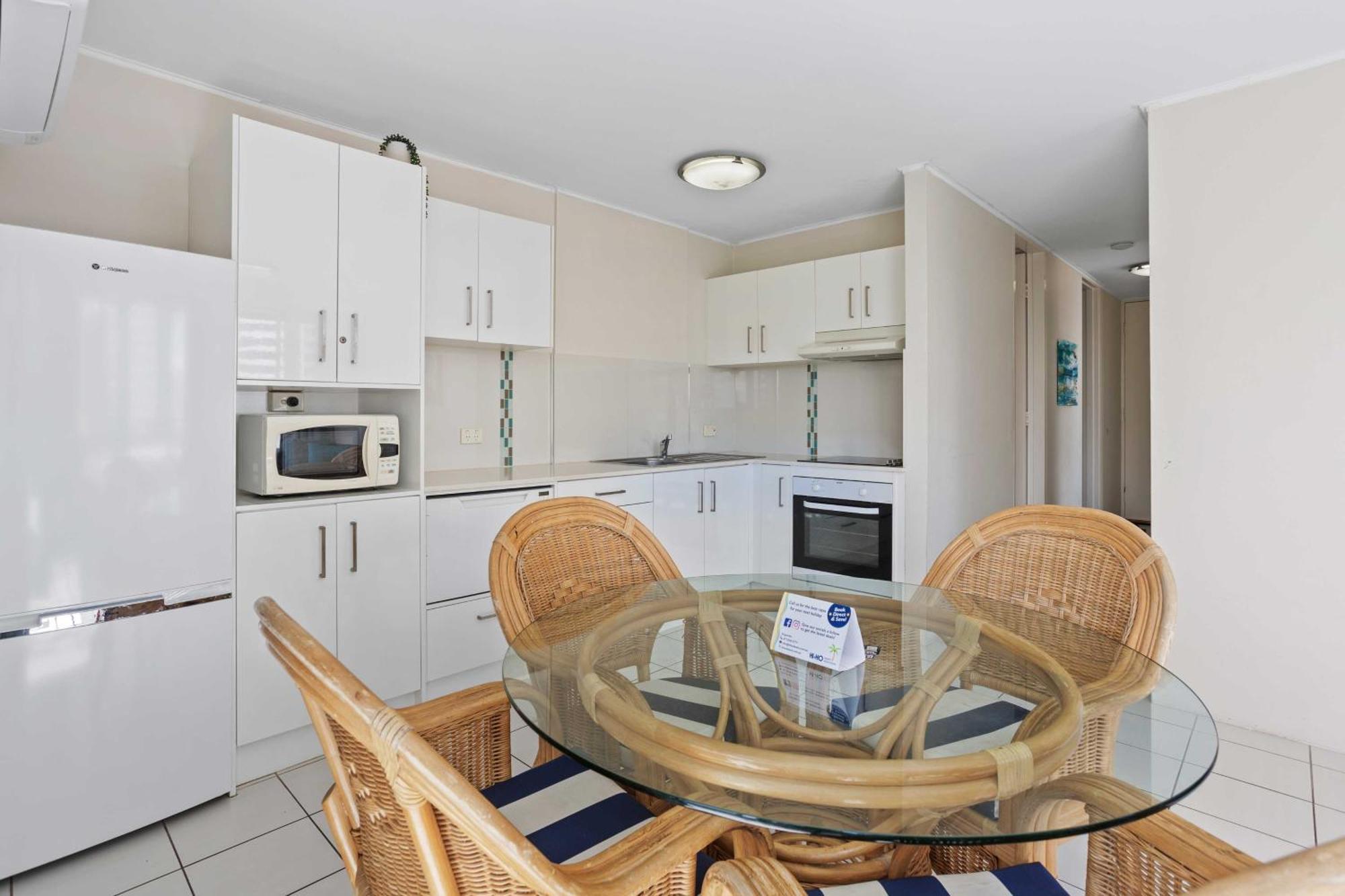 Hi Ho Beach Apartments On Broadbeach Gold Coast Luaran gambar