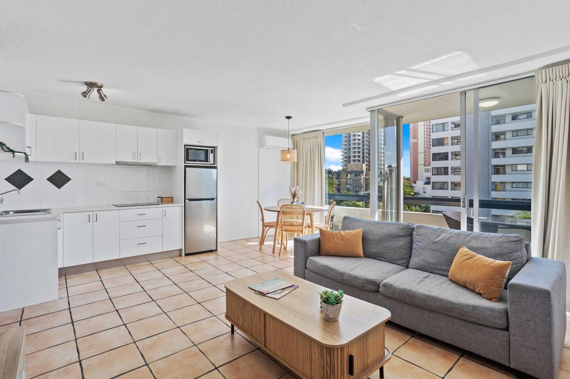 Hi Ho Beach Apartments On Broadbeach Gold Coast Luaran gambar